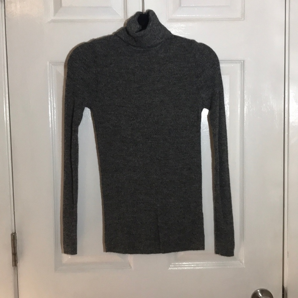 Uniqlo Turtleneck